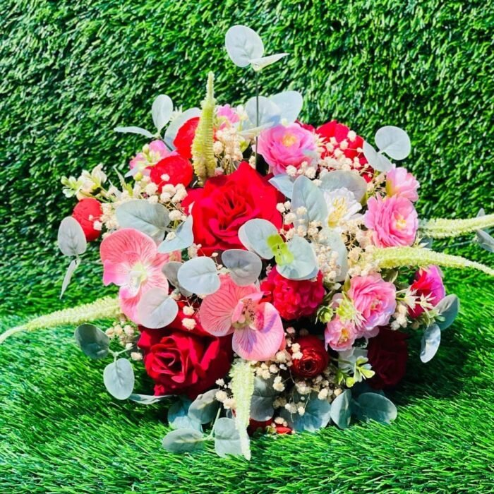 The Scarlet Romance Bouquet