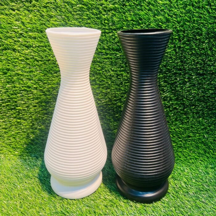 Ribbed Accent Vases