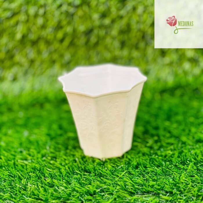 Mini Scalloped Decorative Pot